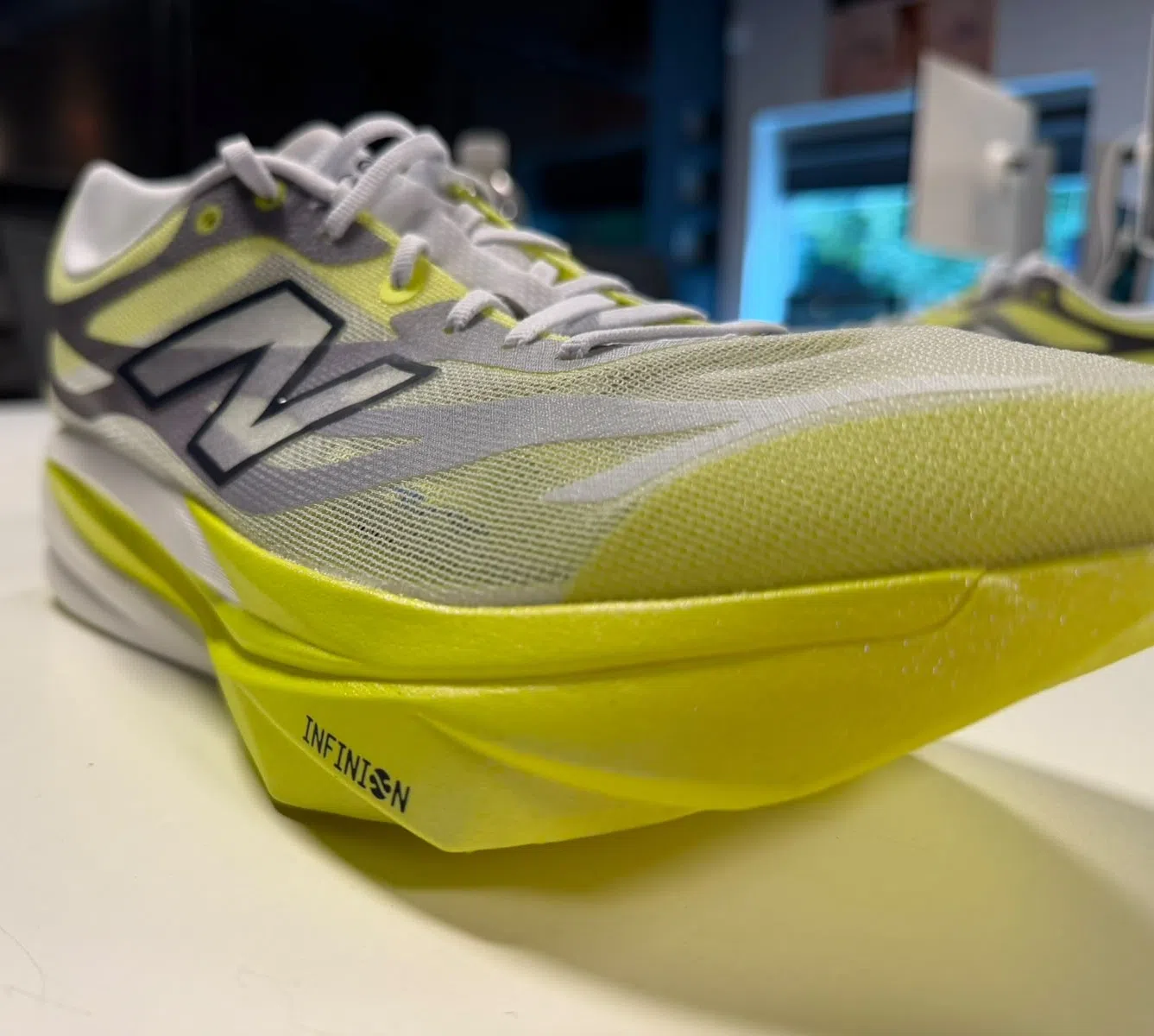 New Balance SuperComp Elite v6
